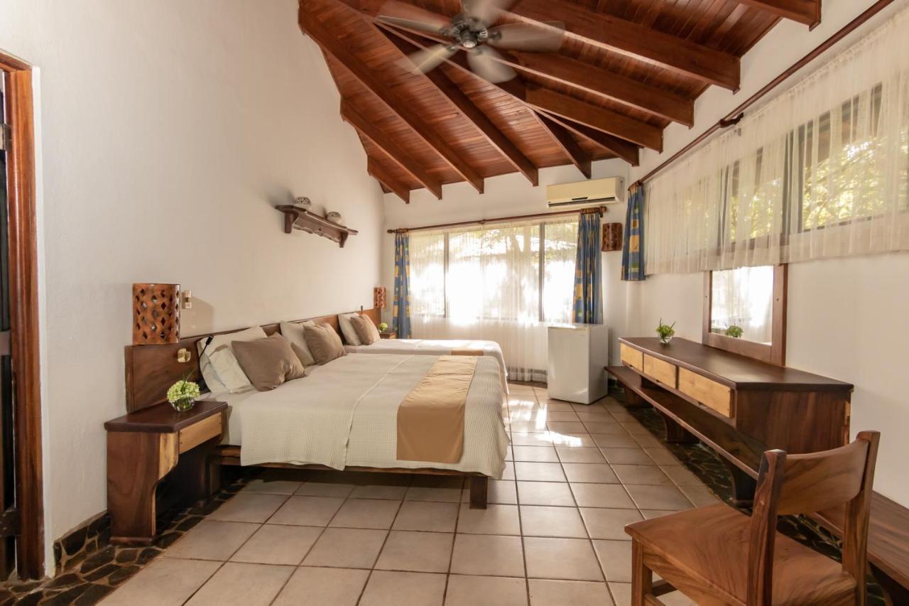 Cabinas Las Olas Playa Avellana Exterior photo